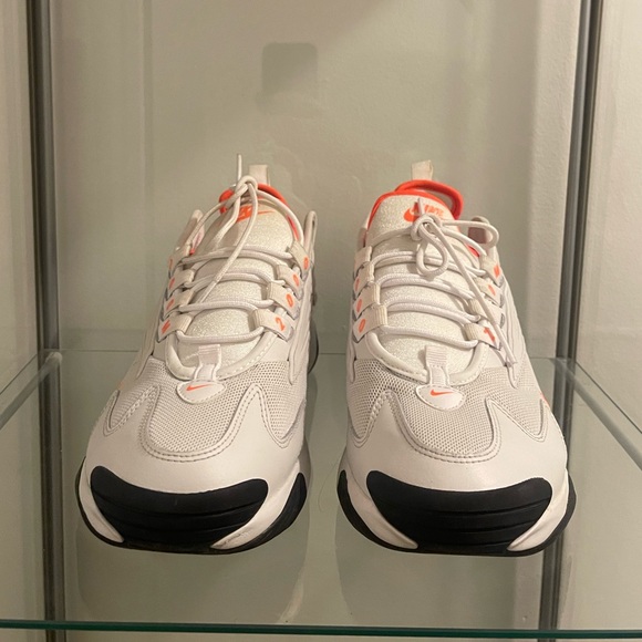 WMNS NIKE ZOOM 2K - Picture 3 of 12